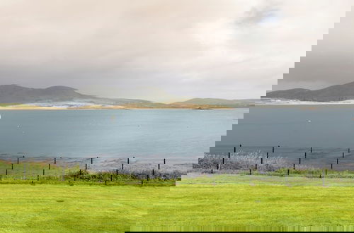 Foto 25 - Luxury 4 Bedroom Holiday Home Overlooking the sea on Valentia Island