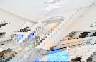 Foto 1 - Upstay - Pet-friendly Condo - Hot Tub Sauna Pool