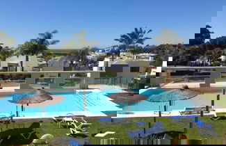 Foto 1 - Apartmentsleeps4-golfclub-freeparking-bbq-pool-ac