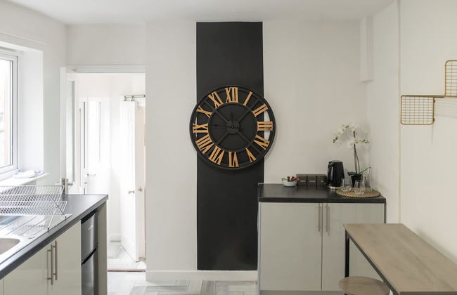 Host Stay Craddock Street - Photo 8