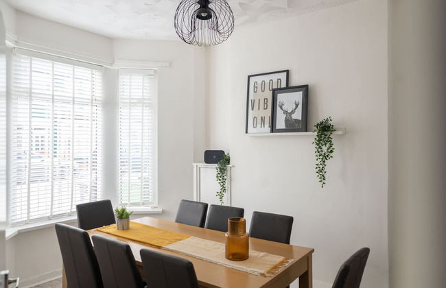 Host Stay Craddock Street - Photo 3