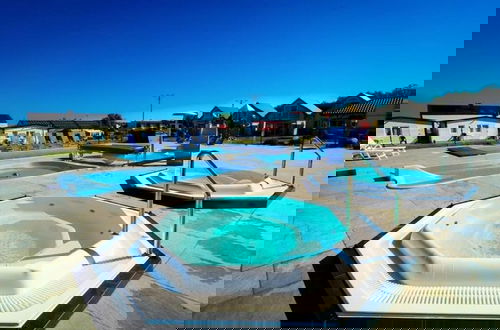 Foto 13 - Holiday Homes With Pool, Sauna, Ustronie Morskie