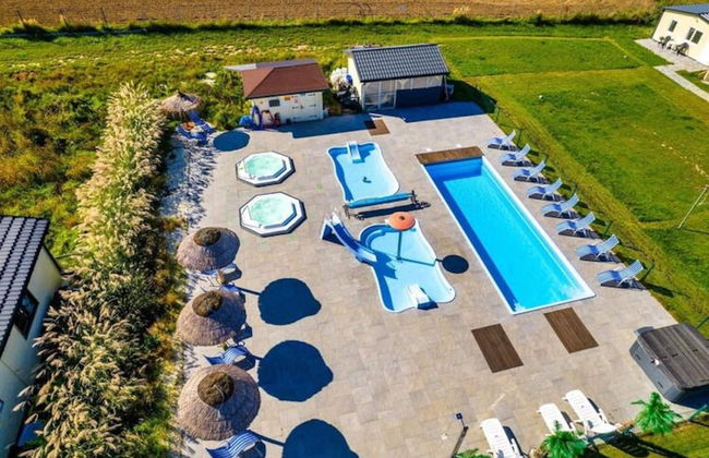 Large Holiday Homes, Pool, Sauna, Whirlpool - Foto 12