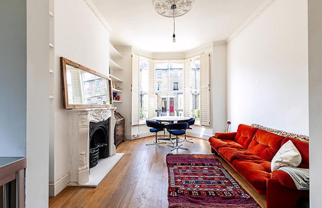 Retro Charm and Modern Comforts - Foto 2