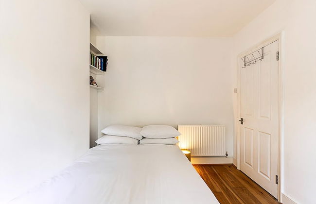 Retro Charm and Modern Comforts - Foto 16