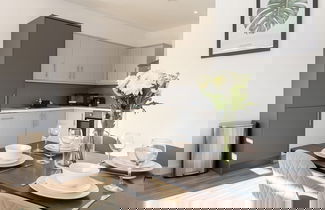 Photo 1 - Modern, Stylish 1BR Apartment Nearby AO Arena