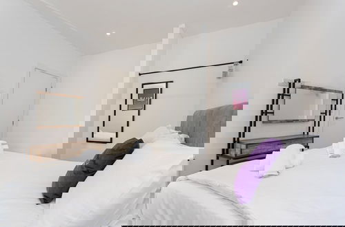 Foto 10 - Modern, Stylish 1BR Apartment Nearby AO Arena