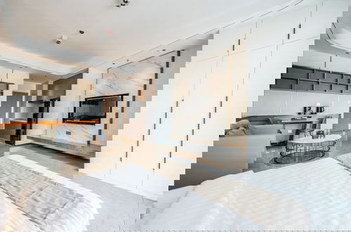 Photo 15 - Wealth Mansion Suite River View by Soben