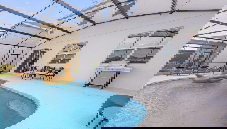 Photo 1 - Modern 8BR Family Home With Private Pool BBQ