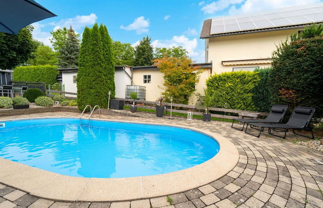 Modern Holiday Flat With Pool in the Harz - Photo 18