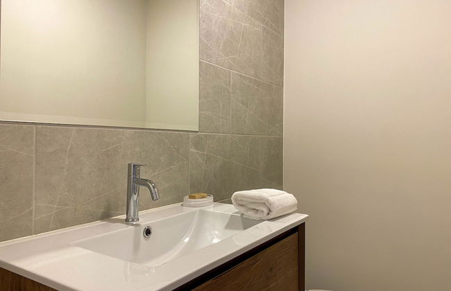 w Magnificent 3BR w Balcony in San Isidro - Photo 13