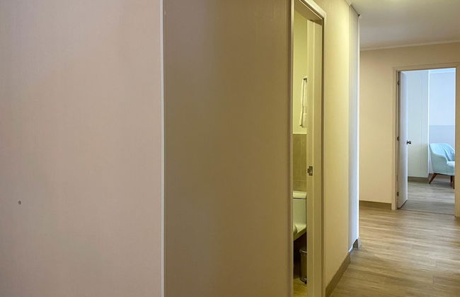 w Magnificent 3BR w Balcony in San Isidro - Photo 14