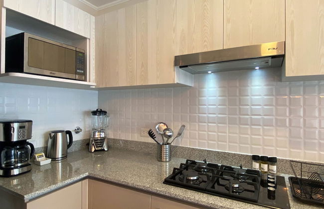 w Magnificent 3BR w Balcony in San Isidro - Photo 11