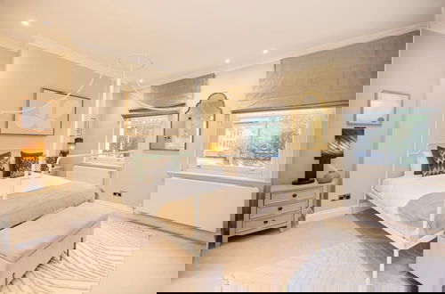 Foto 8 - The Latimer Wonder - Stunning 5bdr House With Garden