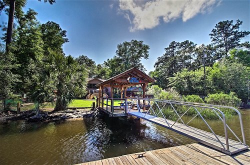 Photo 19 - Waterfront Midway Home W/sunroom & Large Yard