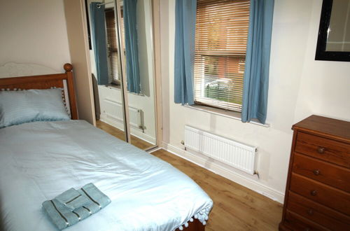 Foto 2 - Doncaster Central Apartment Sleeps 5 Very Quiet