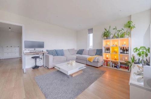 Photo 18 - Modern 2 Bedroom Flat in Elephant and Castle