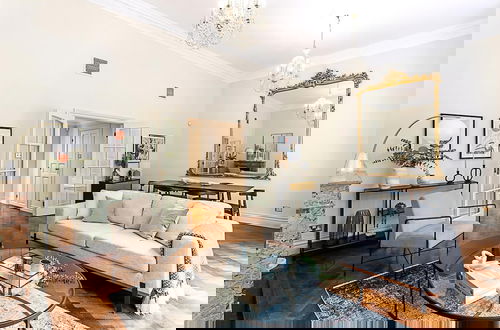 Foto 5 - Lovely, Stylish Two-bedroom Kensington Home