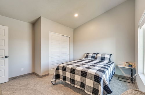 Photo 10 - Convenient Great Falls Condo < 1 Mi to Shops