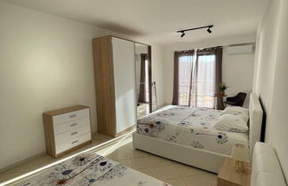 Foto 2 - Sunny Apartment