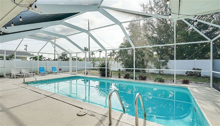 Foto 1 - Cozy Cape Coral Home w/ Pool: 1 Block to Canal
