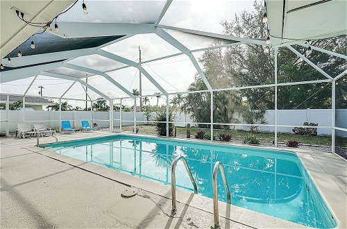 Foto 1 - Cozy Cape Coral Home w/ Pool: 1 Block to Canal