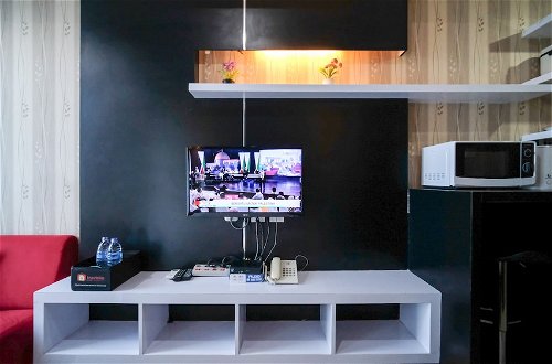 Photo 15 - Nice And Clean Studio No Kitchen At Tamansari Papilio Apartment