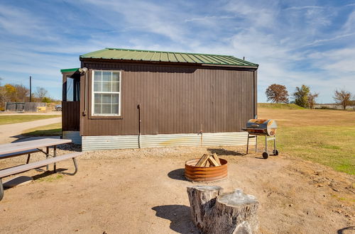 Photo 15 - Pet-friendly Kerens Studio w/ On-site Boat Ramp