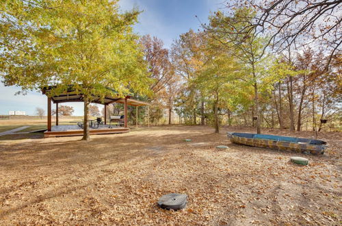 Photo 31 - Kerens Vacation Rental w/ On-site Fishing Pier