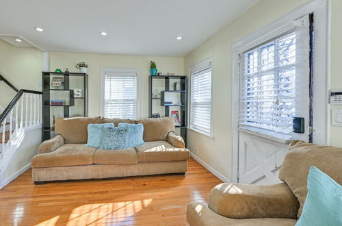 Photo 12 - Charming Valley Stream Home: 24 Mi to Central Park