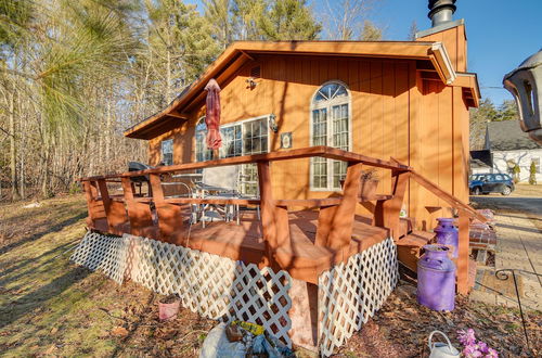 Photo 5 - Glen Cottage w/ Deck & River View: 3 Mi to Skiing