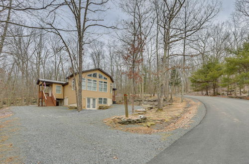 Photo 3 - Lackawaxen Home w/ Deck: Hike, Swim & Ski