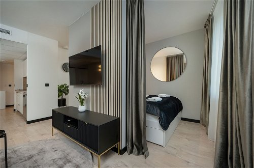 Photo 22 - Elegant Apartment in Wroclaw by Renters