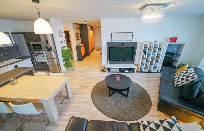 Slavic Spacious Apartment by CHORS - Photo 10