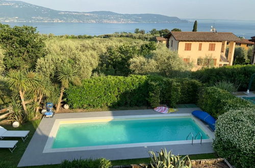 Photo 18 - Casa Oleandri With Pool and Lake View