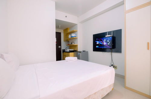 Photo 2 - Well Designed Studio Room Transpark Cibubur Apartment