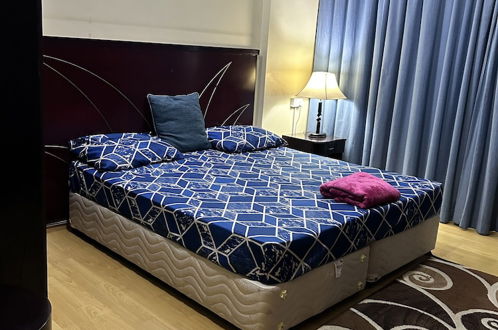 Foto 3 - Deluxe Shared Master Bedrooms in Deira