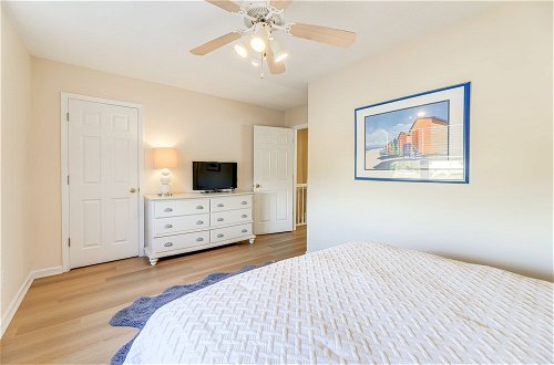 Photo 21 - Well-equipped Emerald Isle Townhome: Pets Welcome