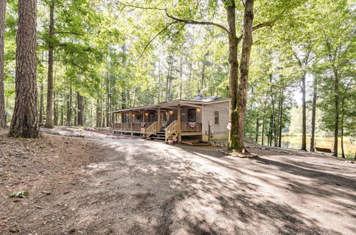 Photo 30 - Secluded Hamilton Cabin Retreat w/ Private Lake