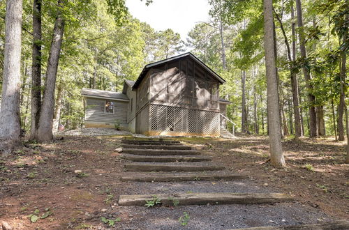 Photo 25 - Secluded Hamilton Cabin Retreat w/ Private Lake