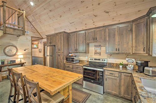 Photo 2 - Stunning Cabin Getaway w/ Private Hot Tub