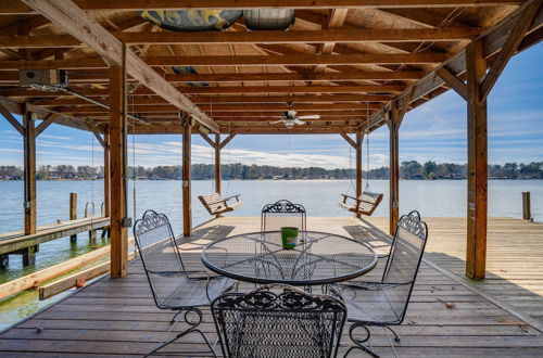 Photo 16 - Spacious Lake Sinclair Retreat w/ Dock & Porch