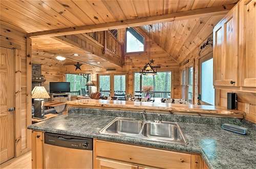 Foto 41 - 'long Pine Ridge' Cabin w/ Luxury Amenities