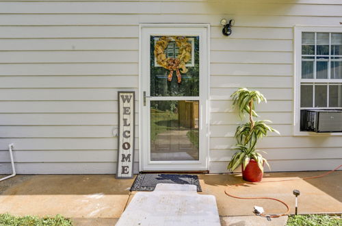 Photo 10 - Canton Oasis: Private Deck & Relaxing Pool Area