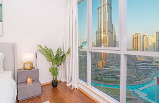 Photo 1 - HomesGetaway-The Residences 3BR Downtown