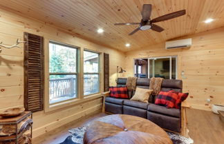 Photo 3 - Blairsville Mountain Retreat w/ Private Hot Tub