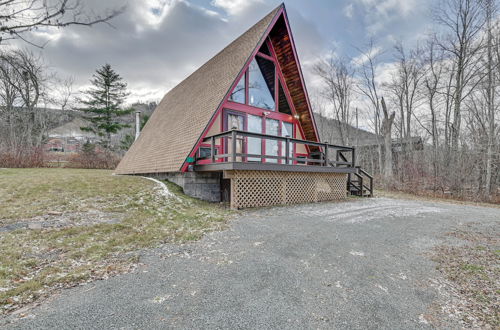 Photo 22 - Charming Hunter A-frame: Walk to Ski Lift