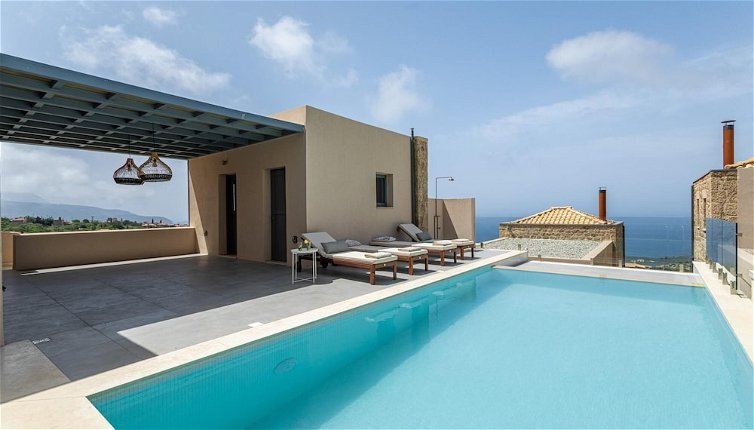Foto 1 - Patio Deluxe Villa Electra With Private Pool