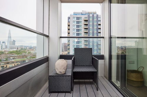 Photo 11 - The Elephant and Castle Escape - Cozy 2bdr Flat With Balcony