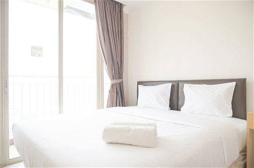 Photo 3 - Homey And Comfort Stay 2Br Mangga Dua Apartment